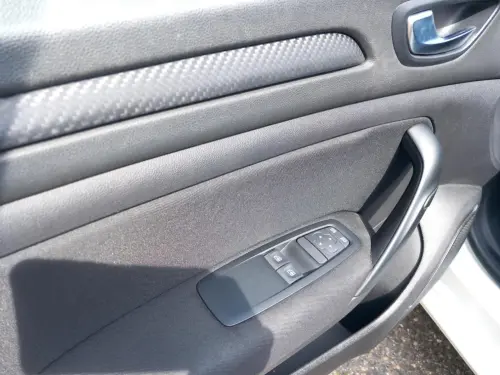 Renault Megane BLUE DCI 95 AIR NAV REVERSIBLE - Photo 10