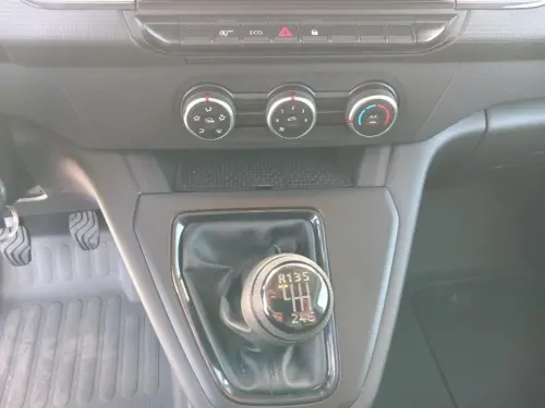 Renault Kangoo BLUE DCI 95 GRAND CONFORT- 22 - Photo 14