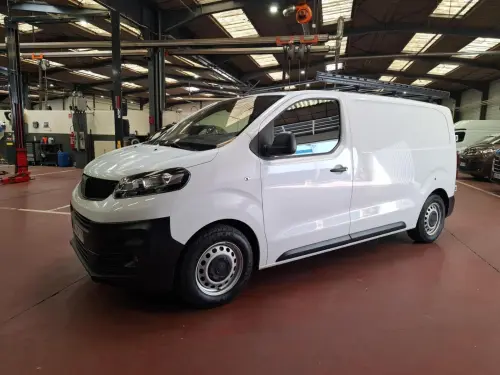 Fiat SCUDO BLUEHDI 145 M S&S EAT8 - Photo 0