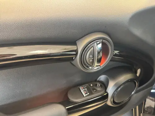 Mini Cooper Hatch 3 Portes Cooper SE 184 ch Finition Yours - Photo 9