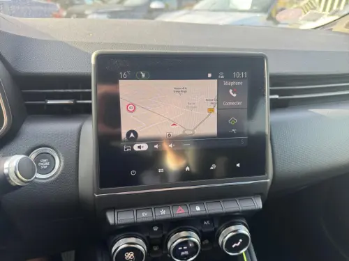 Renault Clio Clio E-Tech 140 Intens - Photo 17