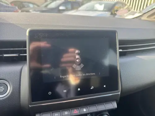 Renault Clio Clio E-Tech 140 Intens - Photo 18