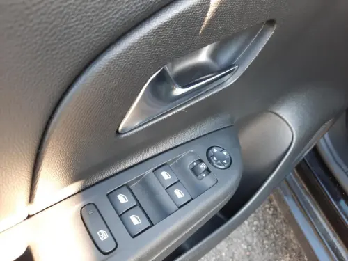 Opel Corsa 1.2 Turbo 100 ch BVA8 Elegance - Photo 10