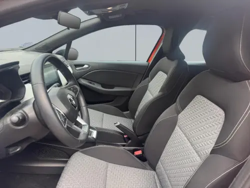 Renault Clio Clio E-Tech 140 - 21N Limited - Photo 7