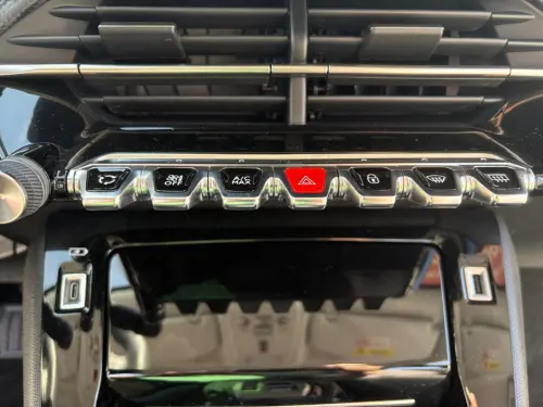 Peugeot 2008 Electrique 136 ch Allure Pack - Photo 19