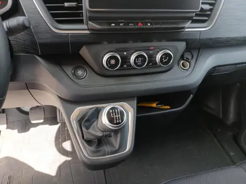 Nissan Primastar L1H1 2T8 2.0 DCI 150 S/S BVM TEKNA - Photo 14