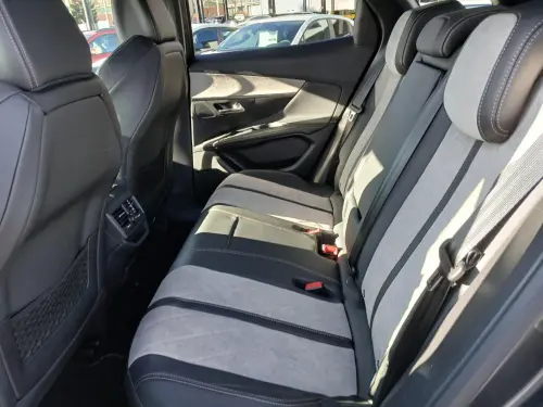 Peugeot 3008 Hybrid 225 e-EAT8 GT - Photo 6