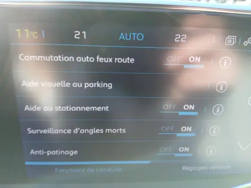 Peugeot 3008 Hybrid 225 e-EAT8 GT - Photo 13