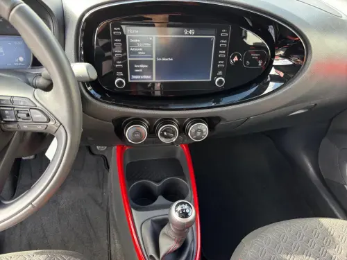 Toyota Aygo Aygo X 1.0 VVT-i 72 Design - Photo 14