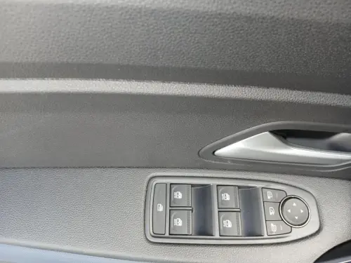 Dacia Duster Hybrid 140 Journey - Photo 10