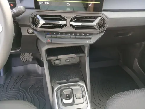 Dacia Duster Hybrid 140 Journey - Photo 14