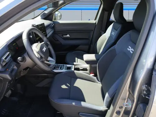 Dacia Duster Hybrid 140 Journey - Photo 9