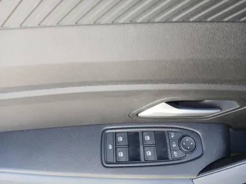 Dacia Duster Hybrid 140 Journey - Photo 10