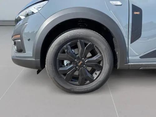 Dacia Jogger ECO-G 100 7 places GSR2 Extreme + - Photo 8
