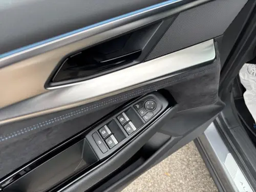 Renault Austral E-Tech hybrid 200 Iconic esprit Alpine - Photo 10