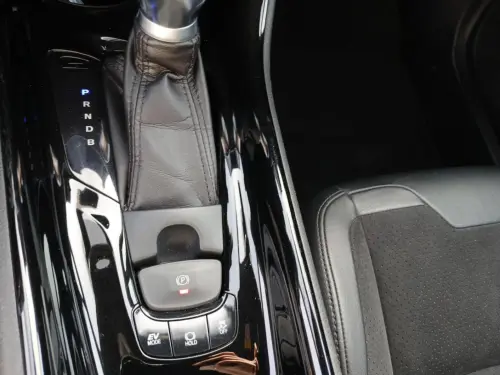 Toyota C-HR C-HR Hybride 122h Collection - Photo 18