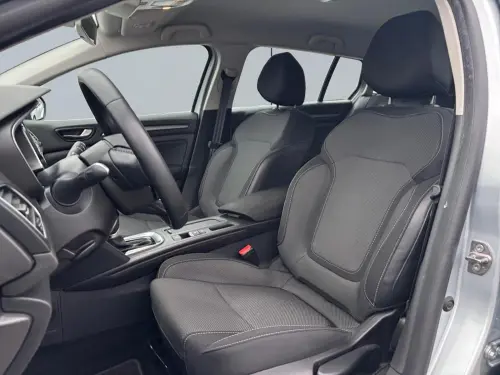 Renault Megane estate Megane IV Estate E-Tech plug-in Hybrid 160 Evolution - Photo 9