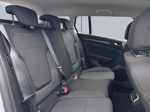 Renault Megane estate Megane IV Estate E-Tech plug-in Hybrid 160 Evolution - Photo 17