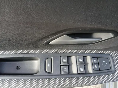 Dacia Jogger Hybrid 140 7 places Extreme - Photo 10
