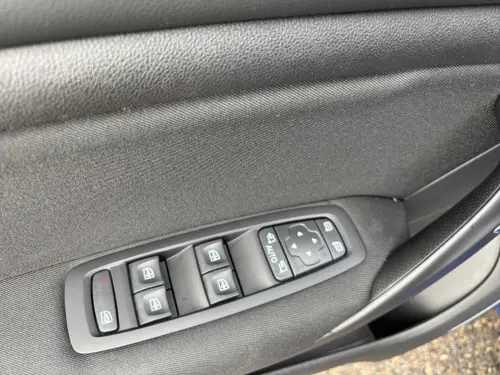 Renault Megane estate Megane IV Estate E-Tech plug-in Hybrid 160 Evolution - Photo 10