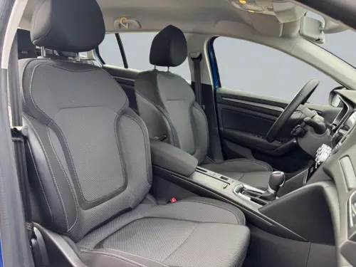 Renault Megane estate Megane IV Estate E-Tech plug-in Hybrid 160 Evolution - Photo 16