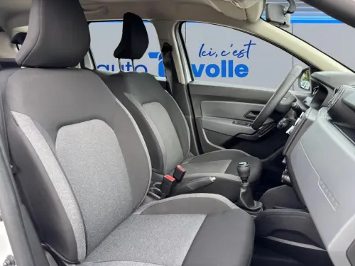 Dacia Duster ECO-G 100 4x2 Essential - Photo 16