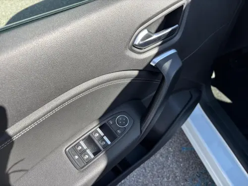 Renault Captur E-Tech full hybrid 145 Techno - Photo 10