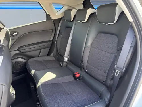 Renault Captur E-Tech full hybrid 145 Techno - Photo 15