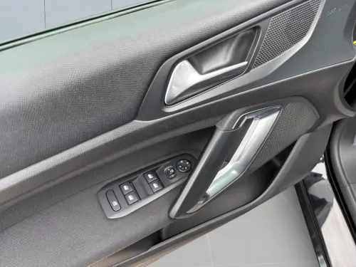 Peugeot 308 BlueHDi 130ch S&S EAT8 Active - Photo 10