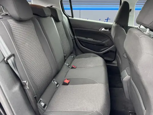 Peugeot 308 BlueHDi 130ch S&S EAT8 Active - Photo 17