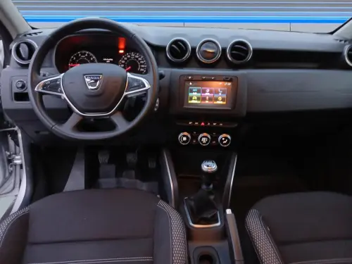 Dacia Duster TCe 125 4x2 Prestige - Photo 11