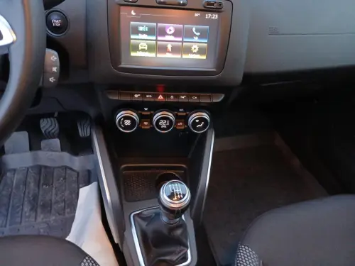 Dacia Duster TCe 125 4x2 Prestige - Photo 14