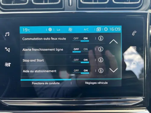 Citroën C3 BlueHDi 100 S&S BVM6 Shine Business - Photo 21