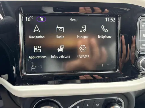 Renault Twingo E-Tech Twingo III E-Tech Techno - Photo 19