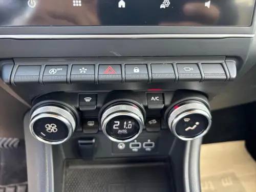 Renault Captur TCe 140 EDC - 21 Intens - Photo 20