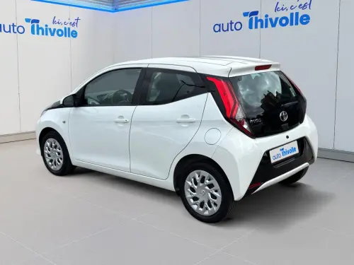 Toyota Aygo Aygo 1.0 VVT-i x-play - Photo 2