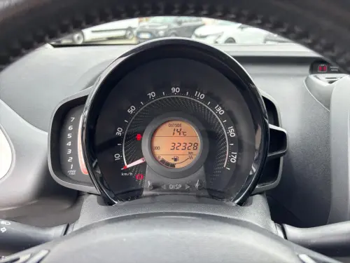 Toyota Aygo Aygo 1.0 VVT-i x-play - Photo 13