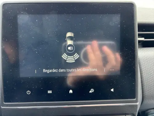 Renault Clio Clio TCe 90 Equilibre - Photo 23