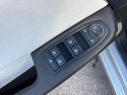 Renault Clio Clio TCe 140 Techno - Photo 10