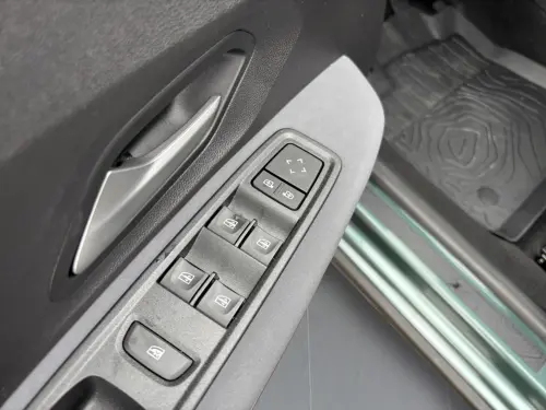 Dacia Jogger Hybrid 140 7 places GSR2 Extreme + - Photo 10