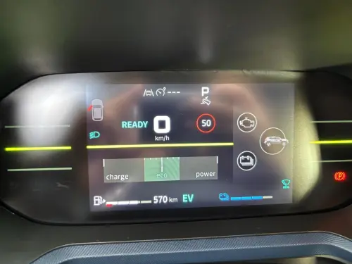 Dacia Duster Hybrid 140 Journey - Photo 13