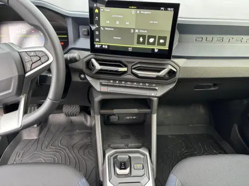Dacia Duster Hybrid 140 Journey - Photo 14