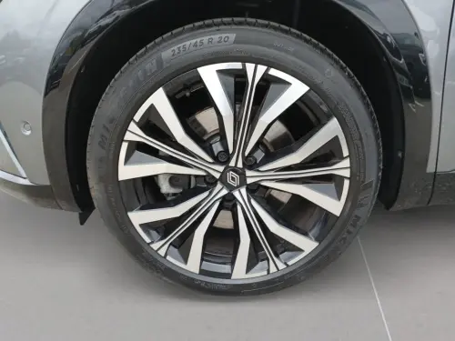 Renault Austral E-Tech hybrid 200 Iconic - Photo 8