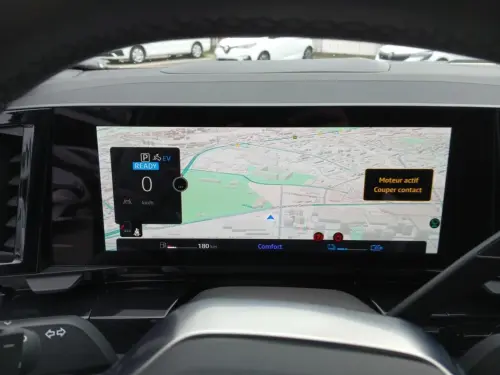 Renault Austral E-Tech hybrid 200 Iconic - Photo 13