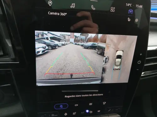 Renault Austral E-Tech hybrid 200 Iconic - Photo 16