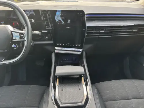 Renault Austral E-Tech hybrid 200 Iconic - Photo 14