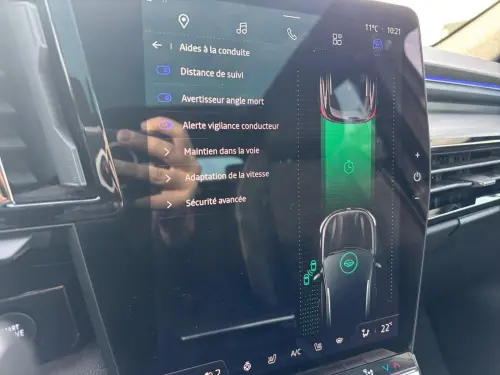 Renault Austral E-Tech hybrid 200 Iconic - Photo 23