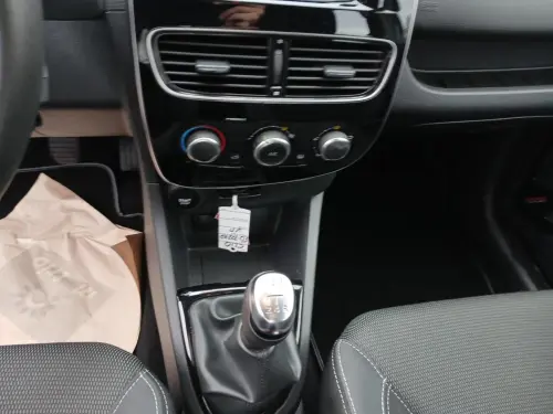 Renault Clio Clio TCe 90 E6C Business - Photo 14