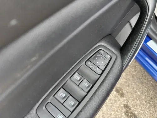 Renault Megane Mégane IV Berline dCi 130 Energy Intens - Photo 10