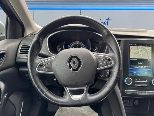 Renault Megane Mégane IV Berline dCi 130 Energy Intens - Photo 12